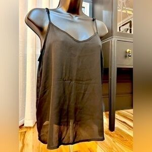 Forever 21 flowy black tank top, size M